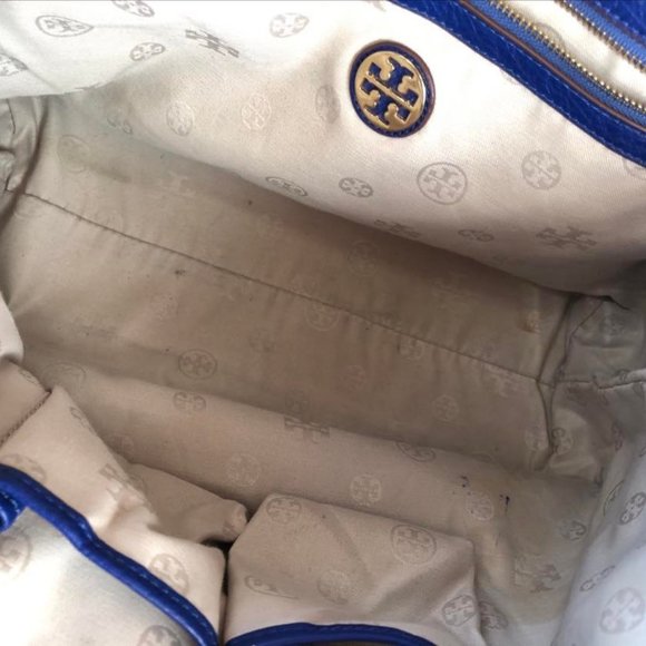 Tory Burch Blue Tote/Shoulder Bag Tumbled Gold Chain Logo Tassel - Picture 12 of 12